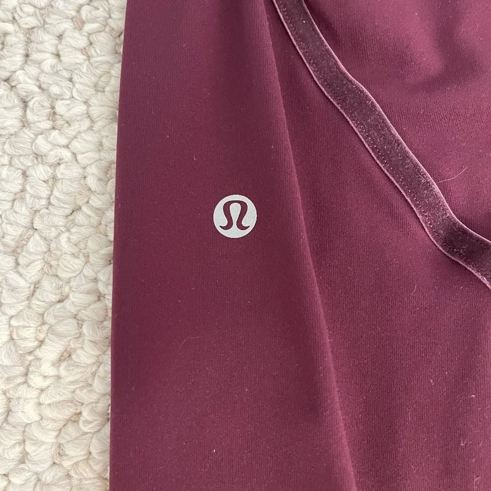 Lululemon Wunder Under High-Rise Tight Flocked 28" in Dark Adobe/Floral - Size 6 - Picture 13 of 14